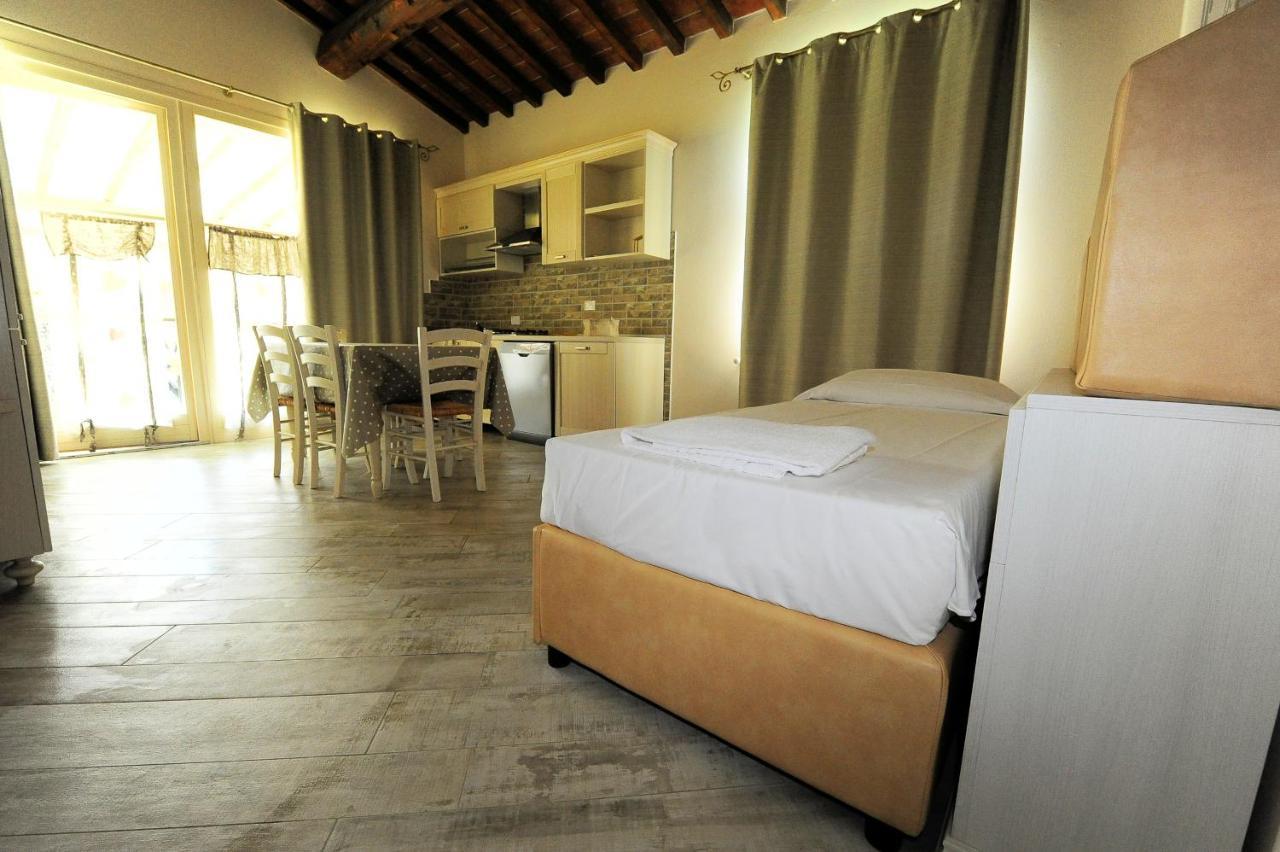 Fattoria Palazzeta - Pet & Family Friendly Aparthotel Cecina  Εξωτερικό φωτογραφία