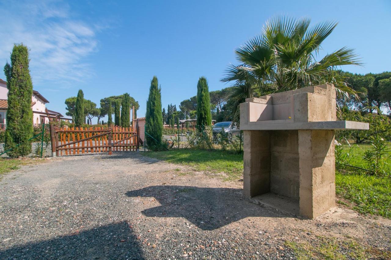 Fattoria Palazzeta - Pet & Family Friendly Aparthotel Cecina  Εξωτερικό φωτογραφία