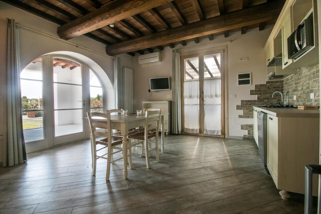 Fattoria Palazzeta - Pet & Family Friendly Aparthotel Cecina  Εξωτερικό φωτογραφία